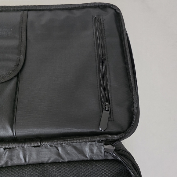 MAKEUP BAG 13x9x4.75 Adjustable Compartment & Strap. NEW - Picture 8 of 13